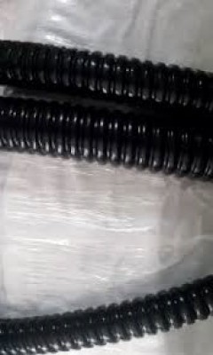 Ống ruột gà lõi thép đầu nối và ống ruột gà không bọc nhựa